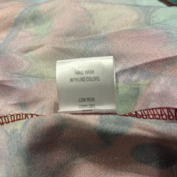 Charlie Charlie Charlotte Red Multi Colored Flower Print Midi Dress Size Large - Picture 7 of 7